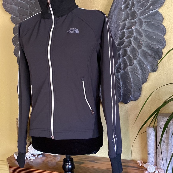 The North Face Light Bomber Jacket - Picture 2 of 12